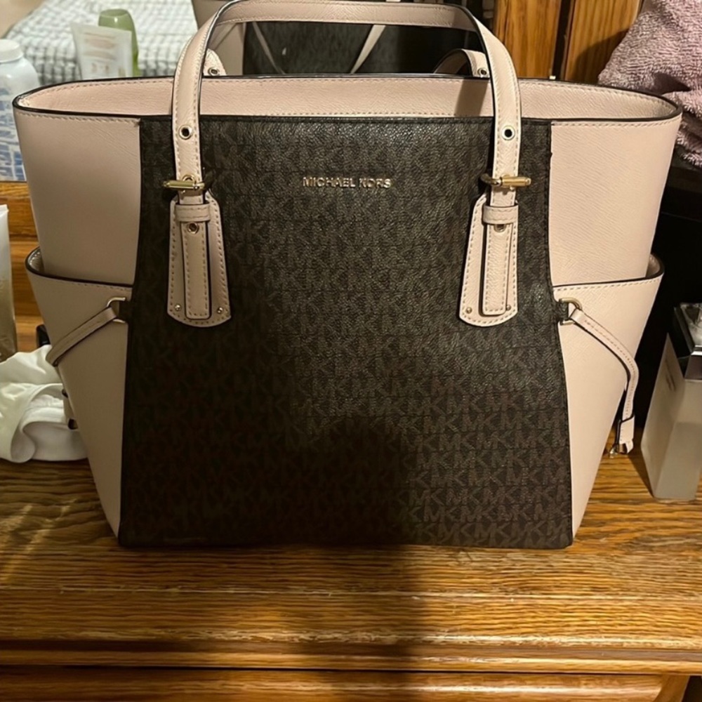 Michael Kors Tote